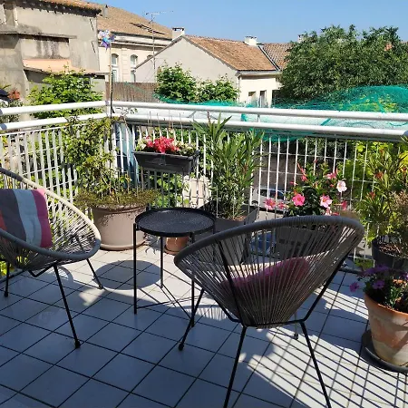 아파트 Charming Duplex With Terrace Historical Center *